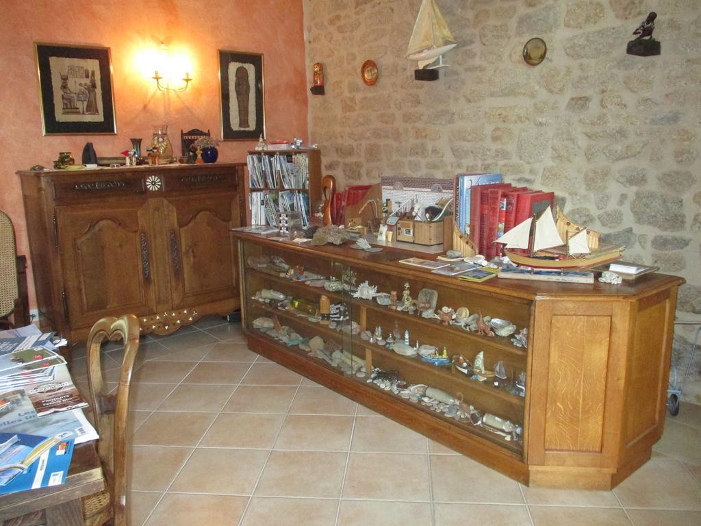 Les Sources Bed and Breakfast Poilley  Exterior foto