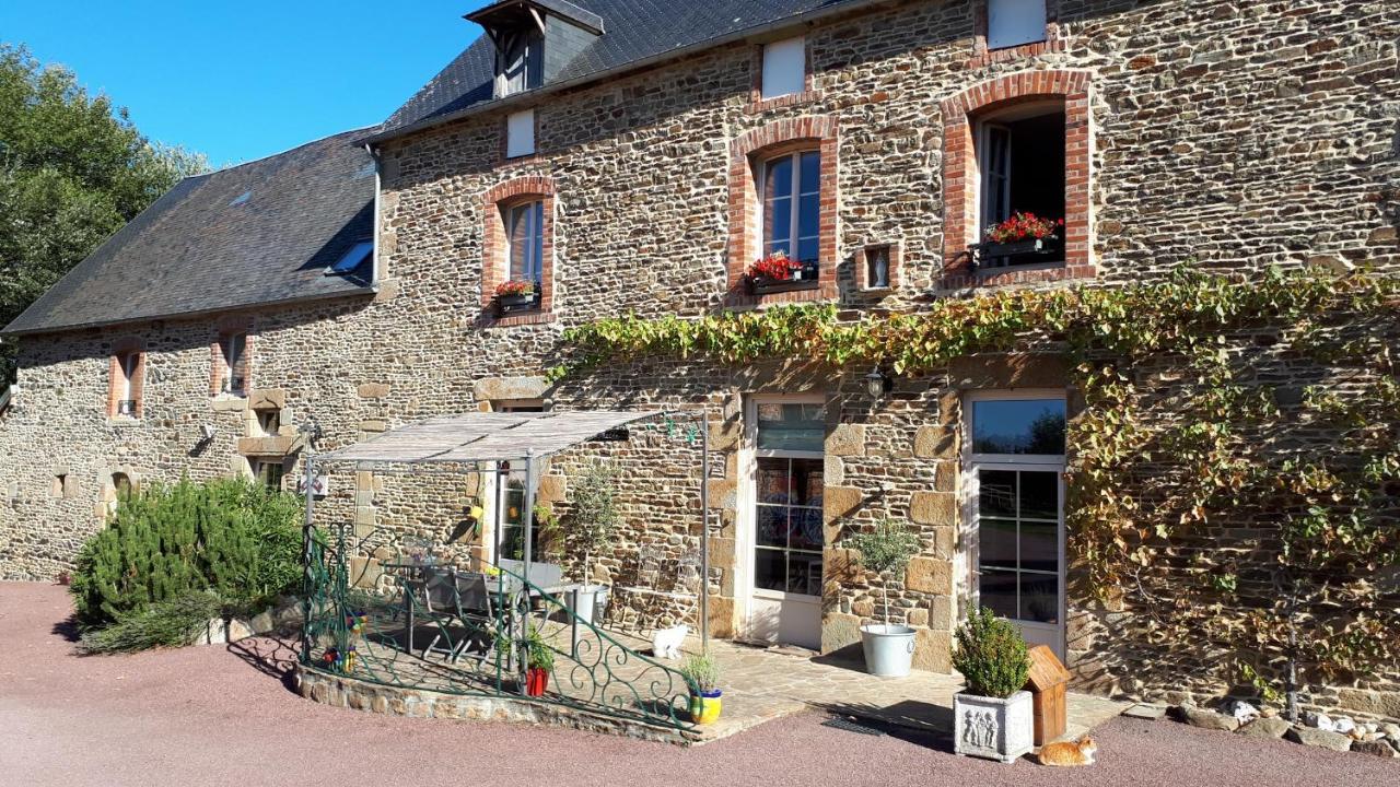 Les Sources Bed and Breakfast Poilley  Exterior foto
